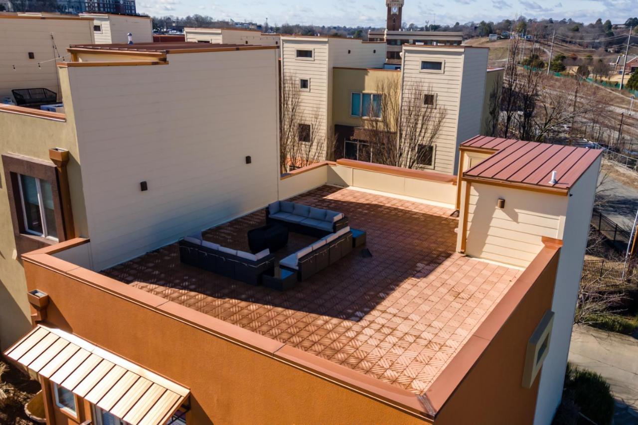Amazing Downtown Location For Groups! Villa Литъл Рок Екстериор снимка